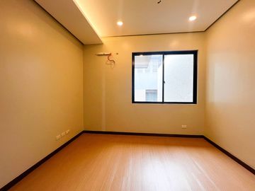 For Sale: Brand New 3 Bedroom House and Lot in Ireneville Village Parañaque