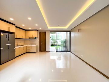 For Sale: Brand New 3 Bedroom House and Lot in Ireneville Village Parañaque