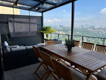 Bosque 6060 Hermoso Pent House en Venta