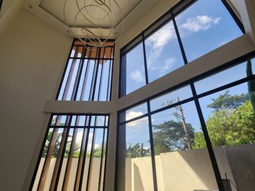 ⏳🌴🚀 Time's Running Out! Secure Your Slice of Modern Tropical Paradise in Sta. Rosa NOW! 🚀🌴⏳
