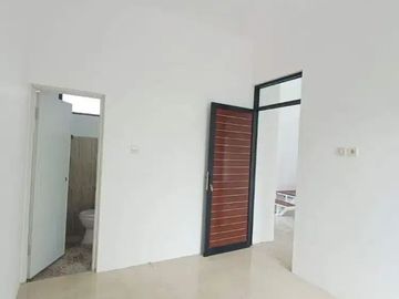 Rumah Baru 2 Lantai Luas 72 Tombro Sukarno Hatta Suhat Malang
