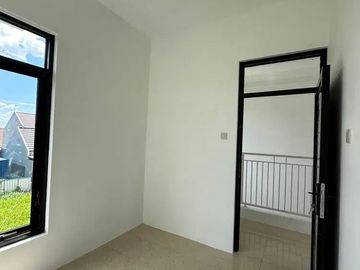 Rumah Baru 2 Lantai Luas 72 Tombro Sukarno Hatta Suhat Malang