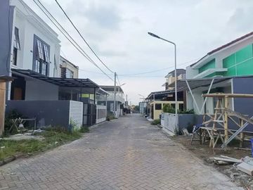 Rumah Baru 2 Lantai Luas 72 Tombro Sukarno Hatta Suhat Malang