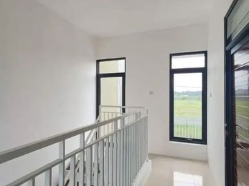 Rumah Baru 2 Lantai Luas 72 Tombro Sukarno Hatta Suhat Malang
