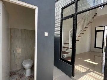 Rumah Baru 2 Lantai Luas 72 Tombro Sukarno Hatta Suhat Malang