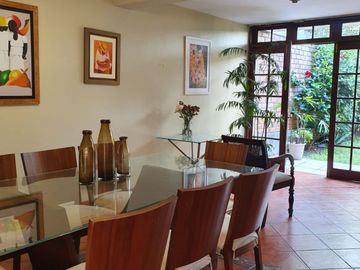 La Molina, Venta de Casa de AT:191M2 AC:294M2 a $280,000 en Calle Rio de la Plata MZFL1 Lote 10 Urb. Las Praderas de La MolinaLa Molina, Venta