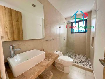 ¡No lo dejes ir! Último lateral en Olympia Residencial con vista a la alberca y precio especial