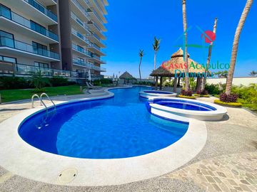¡No lo dejes ir! Último lateral en Olympia Residencial con vista a la alberca y precio especial