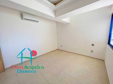¡No lo dejes ir! Último lateral en Olympia Residencial con vista a la alberca y precio especial