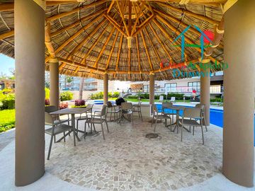 ¡No lo dejes ir! Último lateral en Olympia Residencial con vista a la alberca y precio especial
