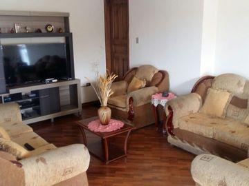 Casa Rentera en Venta sector Supermaxi Plaza Norte