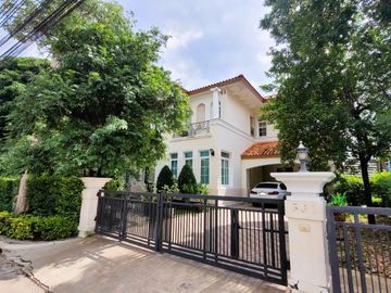 บ้านเดี่ยวสุดหรู ในราคาสุดคุ้ม!! ขาย! บ้านเดี่ยวหลังมุม ใกล้ส่วนกลาง หมู่บ้าน นาราสิริ สาทร-วงแหวนฯ สภาพดี สวย น่าอยู่ มีความเป็นส่วนตัว โครงการติดถนน