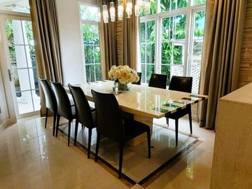บ้านเดี่ยวสุดหรู ในราคาสุดคุ้ม!! ขาย! บ้านเดี่ยวหลังมุม ใกล้ส่วนกลาง หมู่บ้าน นาราสิริ สาทร-วงแหวนฯ สภาพดี สวย น่าอยู่ มีความเป็นส่วนตัว โครงการติดถนน