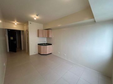 PROMO 1 BR Condo For Sale in Vertis North QC by Ayala Land Avida PHP 8,000,000