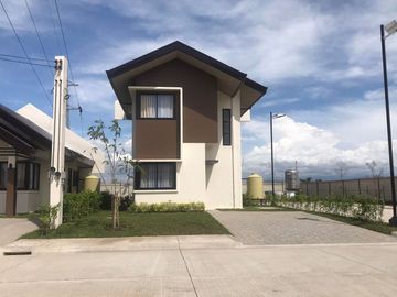Narra Park Residences Avia | Two-storey