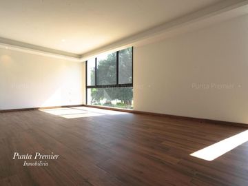 Coto Los Olivos Casa Nueva de Lujo en Venta Zona Real Valle Real Zapopan