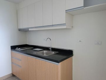 Studio Unit at One Madison Place Megaworld Iloilo