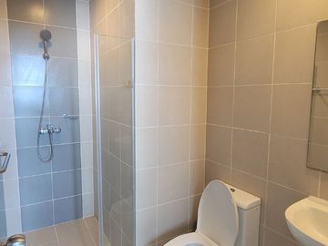 Studio Unit at One Madison Place Megaworld Iloilo