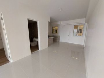 READY FOR OCCUPANCY! Oak Harbor Residences DMCI HOMES EXCLUSIVE! 1 2 Bedroom Condo in Marina Bay Jackson Avenue Asiaworld City Parañaque Near SM Mall