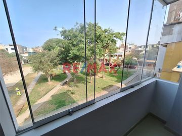 Departamento Flat Frente a Parque Surco