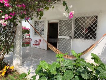 Salinas Vendo hermosa casa de 1 planta  (J Luna)