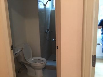 Rent to own and pre selling two three bedroom condominium in manila peninsula garden near malate ermita pedro gil roxas blvd taft avenue malacanang pa