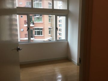 Rent to own and pre selling two three bedroom condominium in manila peninsula garden near malate ermita pedro gil roxas blvd taft avenue malacanang pa