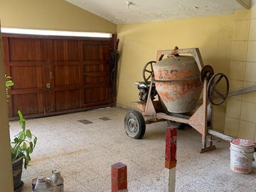 VENDO CASA DE TRES PISOS  EN LA URB. MAGISTRAL - PIURA