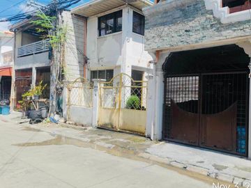 House and lot for sale in Imus Cavite, Villa De Primaros, Buhay na tubig imus cavite
