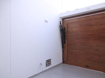 HERMOSA CASA DE ESTRENO CON PISCINA EN VENTA - URB. MIRAFLORES COUNTRY CLUB 1 - PIURA