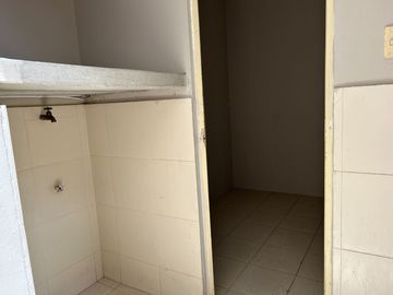 VENDO HERMOSA CASA EN LOS PARQUES
