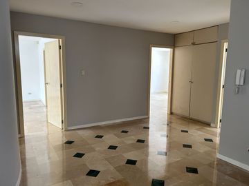 VENDO HERMOSA CASA EN LOS PARQUES