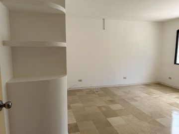 VENDO HERMOSA CASA EN LOS PARQUES