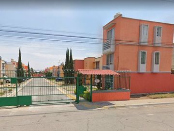 CASA EN VENTA DE RECUPERACION BANCARIA UBICADA EN AVENIDA HACIENDA LA SOLEDAD 54, HACIENDA CUAUTITLAN, CUAUTITLÁN, EDO. DE MÉXICO, C.P. 54803.