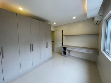 Townhouse in Apas, Lahug, Cebu City (Near IT Park)