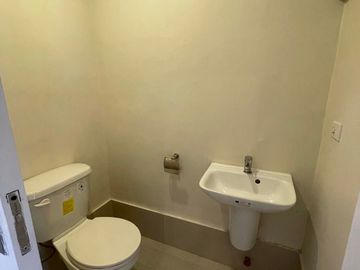Townhouse in Apas, Lahug, Cebu City (Near IT Park)