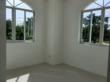 READY FOR OCCUPANCY 4-bedrooms single detached house and lot for sale in Pacific Grand Villas Lapulapu Cebu