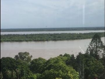 Excepcional semipiso con vista al río Paraná