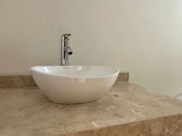 PRECIO DE PROMOCION VENTA DE CASA NUEVA EN  LOMAS 1A SECCION SLP