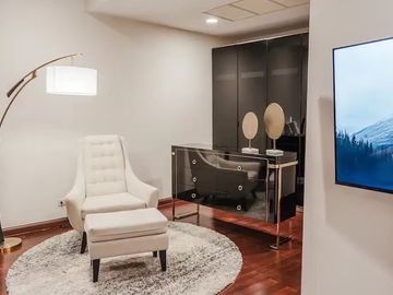 Duplex Penthouse Baan Ratprasong 4 beds 5 baths 1 maid room, 381 sqm.