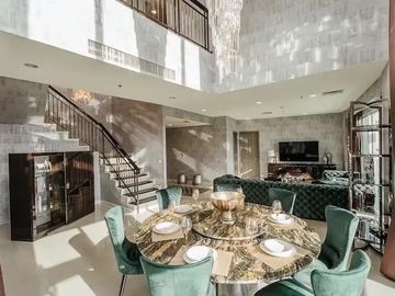 Duplex Penthouse Baan Ratprasong 4 beds 5 baths 1 maid room, 381 sqm.