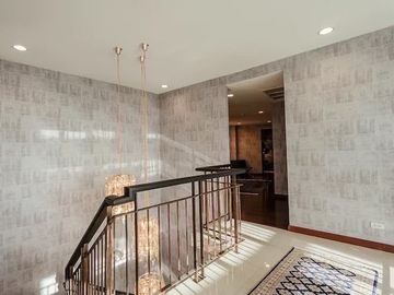 Duplex Penthouse Baan Ratprasong 4 beds 5 baths 1 maid room, 381 sqm.