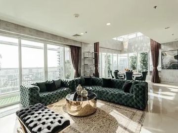 Duplex Penthouse Baan Ratprasong 4 beds 5 baths 1 maid room, 381 sqm.