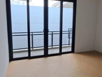 Rumah Baru Gress Lokasi Gayung Kebonsari Surabaya Selatan