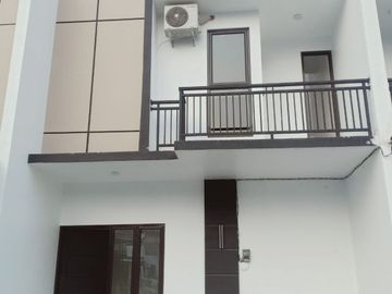 Rumah Cluster 2 lantai Dekat Komplek Pemda Jatiasih Bekasi