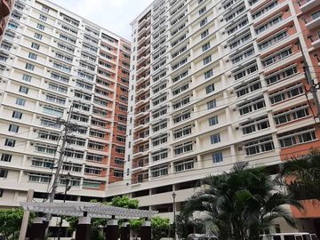 2bedroom condo in manila peninsula agdren near sm manila santa ana manila