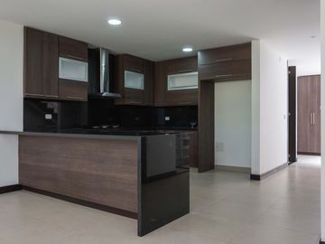 Exclusiva casa contemporanea en Alcaravan Conjunto Cerrado. Pinares. Pereira - Colombia.