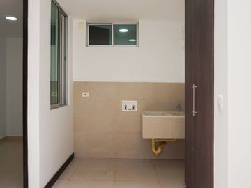 Exclusiva casa contemporanea en Alcaravan Conjunto Cerrado. Pinares. Pereira - Colombia.