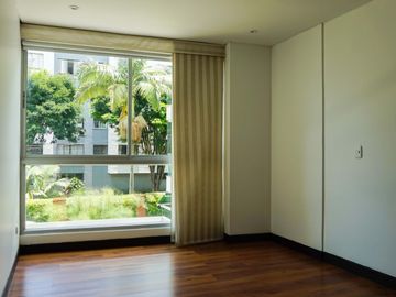 Exclusiva casa contemporanea en Alcaravan Conjunto Cerrado. Pinares. Pereira - Colombia.