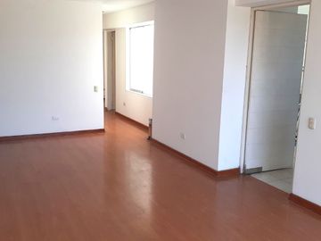 VENDO DEPARTAMENTO CERCA A LA MUNICIPALIDAD DE SAN BORJA